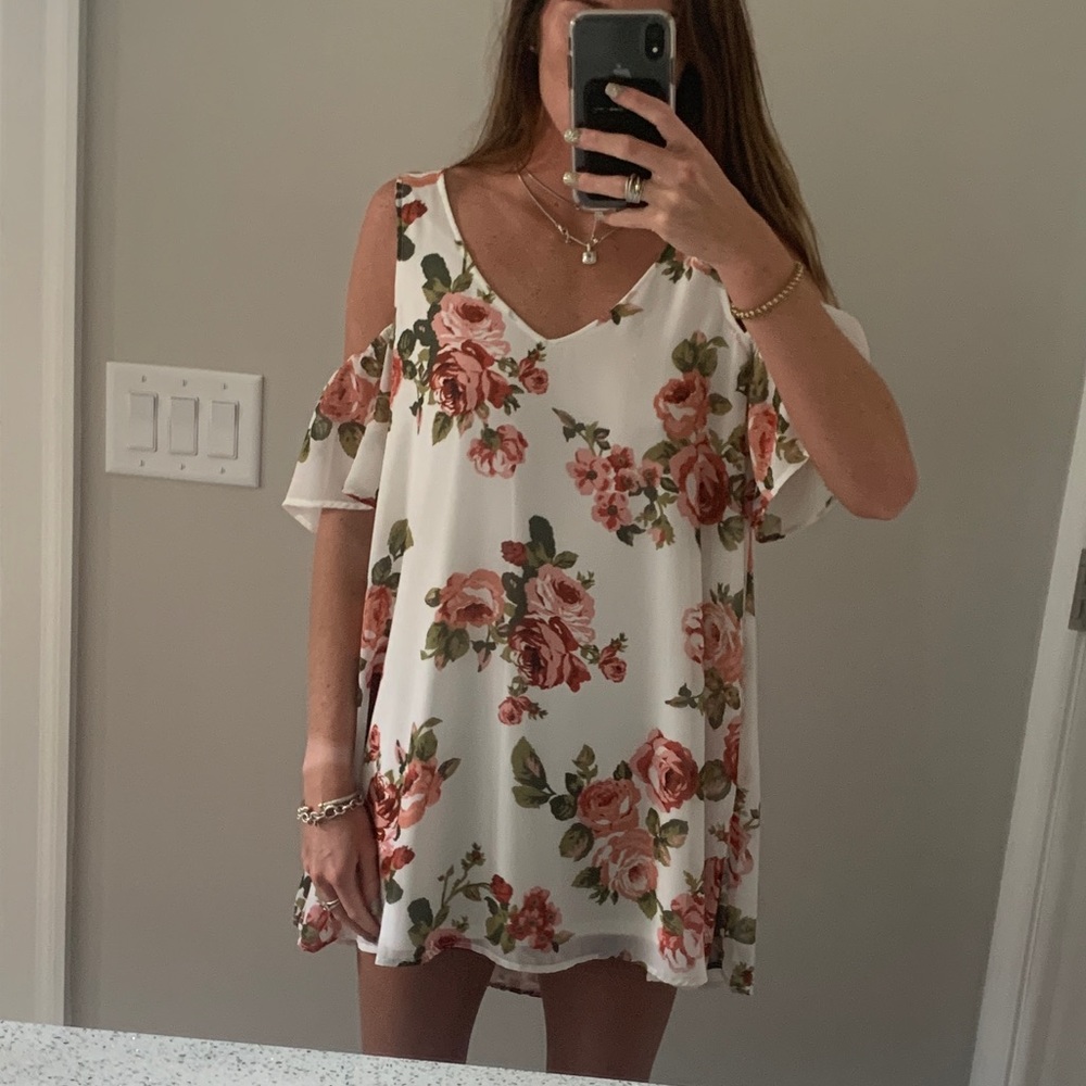 Show me your mumu floral print dress